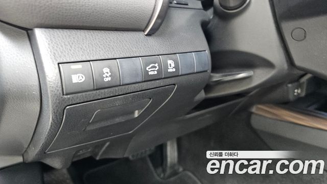 Toyota Camry 2019 — photo 26