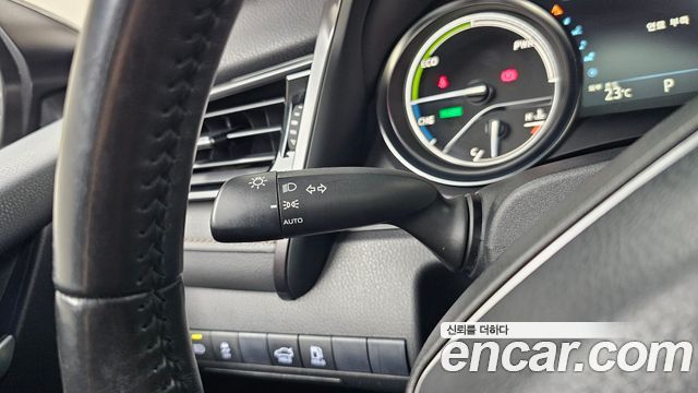Toyota Camry 2019 — photo 27