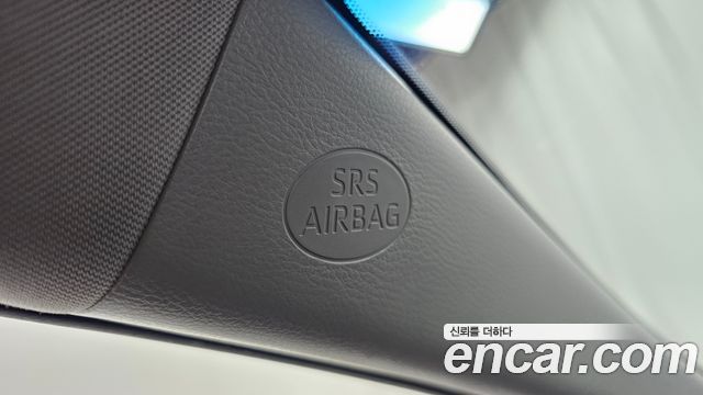 Toyota Camry 2019 — photo 31