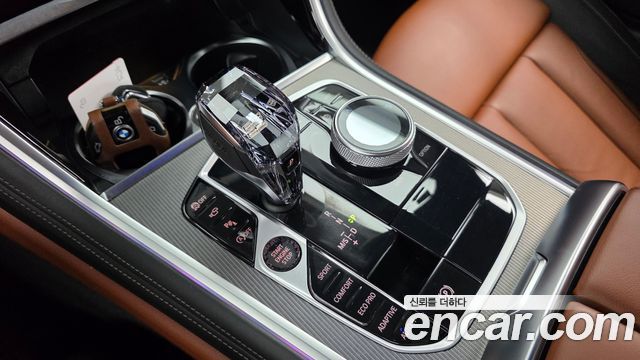 BMW 8-Series 2022 — photo 12