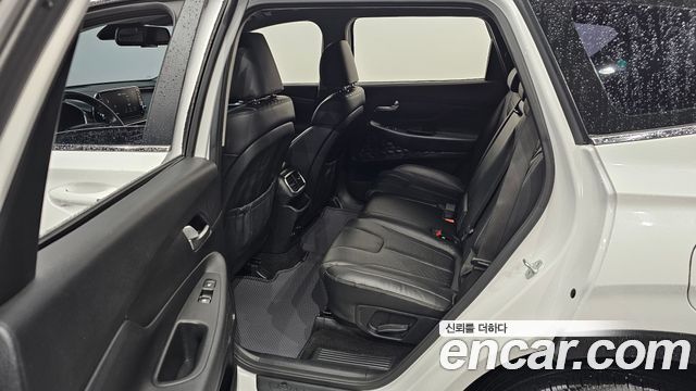 Hyundai Santafe 2019 — photo 17