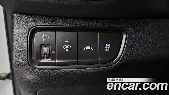Hyundai Santafe 2019 — photo 25