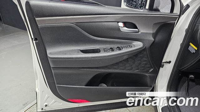 Hyundai Santafe 2019 — photo 14
