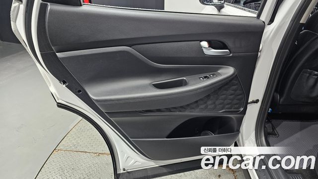 Hyundai Santafe 2019 — photo 15