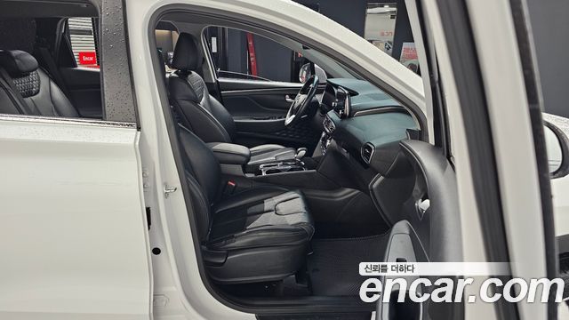 Hyundai Santafe 2019 — photo 16