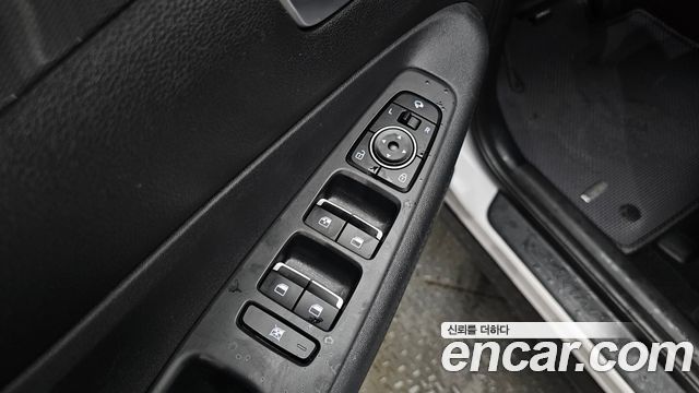 Hyundai Santafe 2019 — photo 27