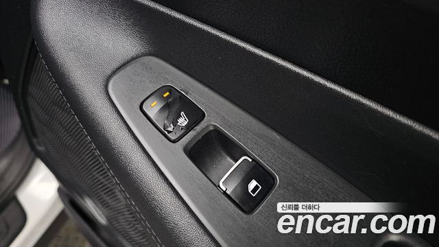 Hyundai Santafe 2019 — photo 28