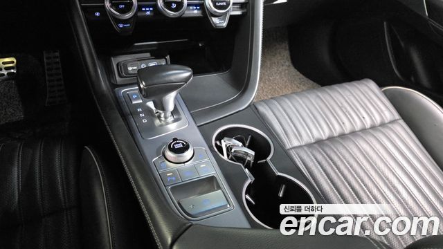 Genesis G70 2019 — photo 9