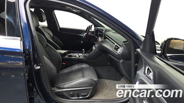 Genesis G70 2019 — photo 11
