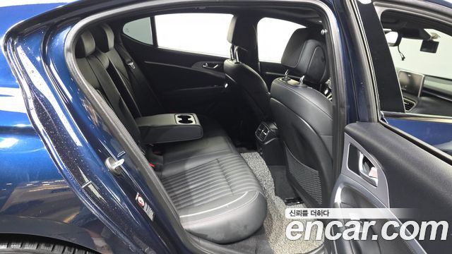 Genesis G70 2019 — photo 12