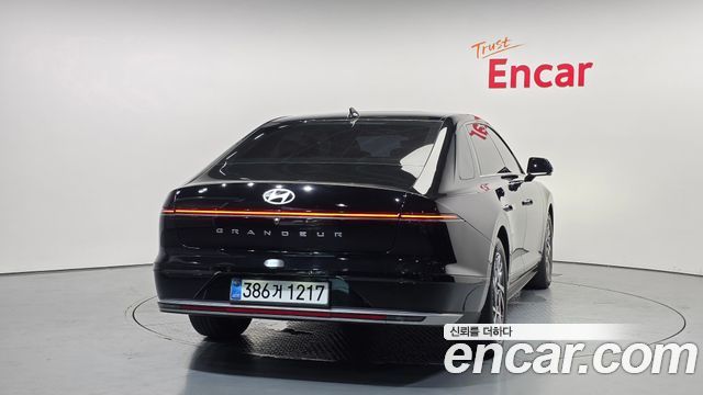 Hyundai Grandeur 2023 — photo 4
