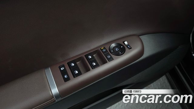 Hyundai Grandeur 2023 — photo 27