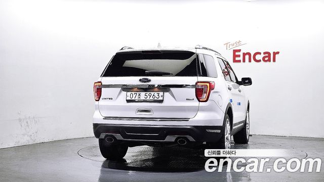 Ford Explorer 2018 — photo 4