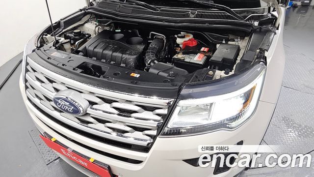 Ford Explorer 2018 — photo 6