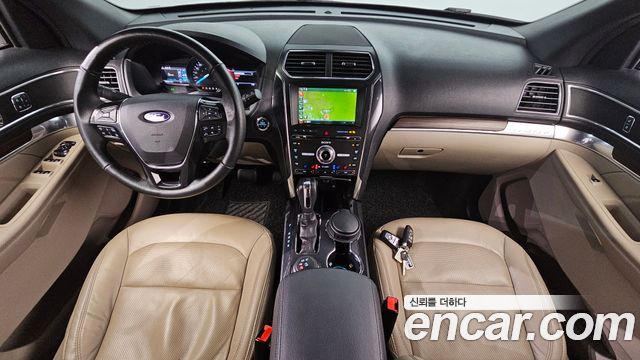 Ford Explorer 2018 — photo 7