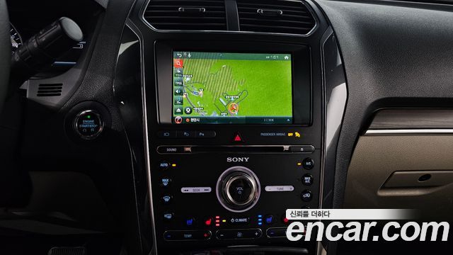 Ford Explorer 2018 — photo 14