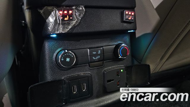 Ford Explorer 2018 — photo 19