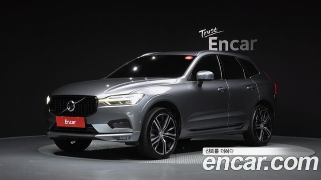 Volvo XC60 2019 — photo 1
