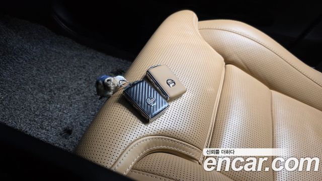 Volvo XC60 2019 — photo 34