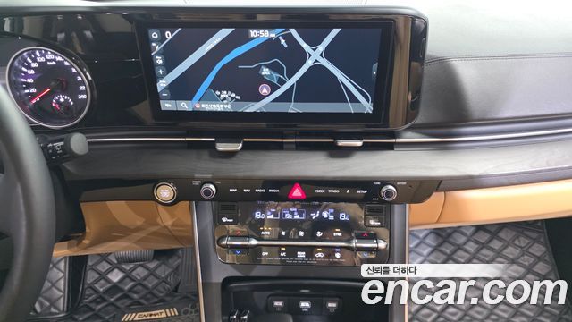 Kia Canival 2023 — photo 21