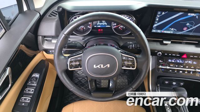 Kia Canival 2023 — photo 22