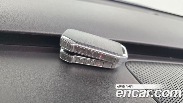 Kia Canival 2023 — photo 24