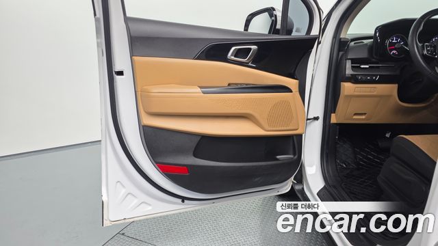 Kia Canival 2023 — photo 14