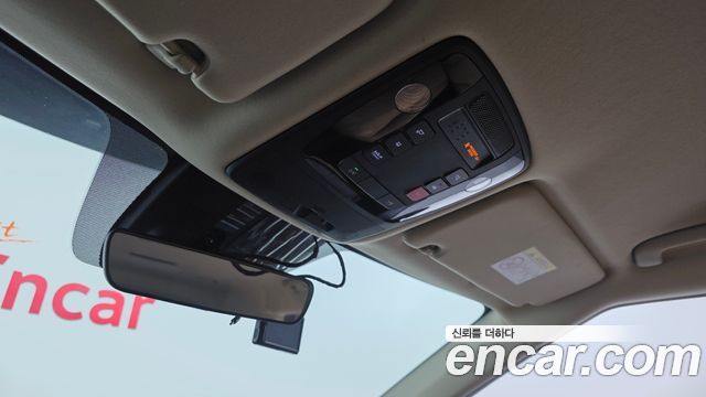 Kia Canival 2023 — photo 29