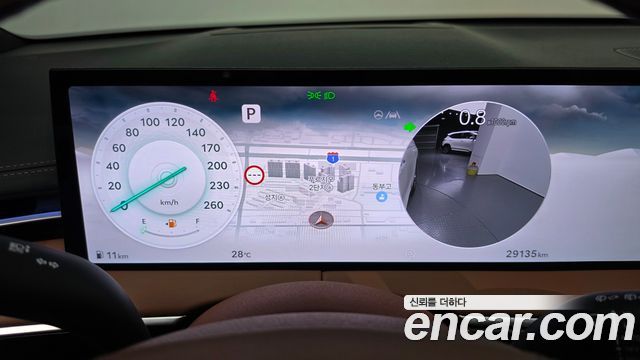 Genesis GV70 2025 — photo 8