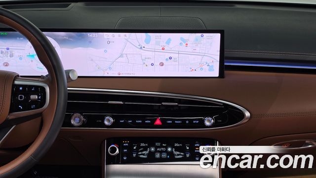 Genesis GV70 2025 — photo 13