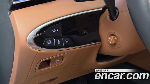 Genesis GV70 2025 — photo 15
