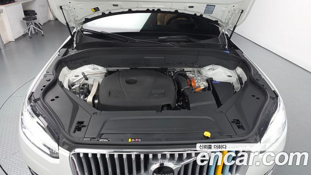 Volvo XC90 2022 — photo 6