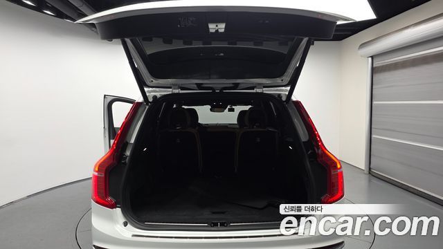 Volvo XC90 2022 — photo 20