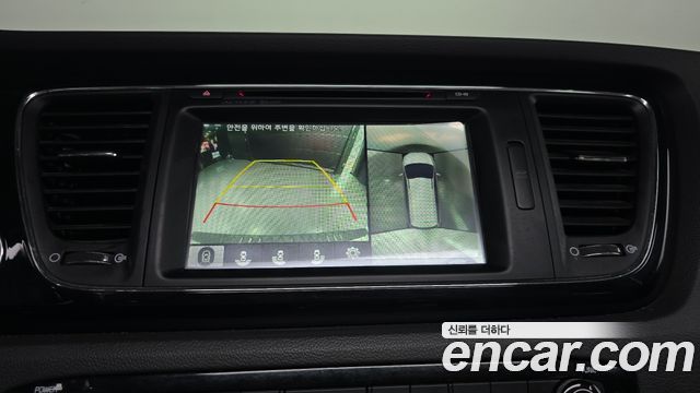 Kia Canival 2016 — photo 21