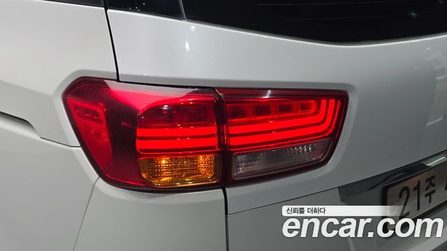 Kia Canival 2016 — photo 9