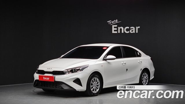 Kia K3 2023 — photo 1