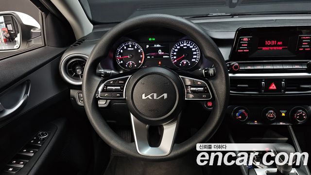 Kia K3 2023 — photo 13