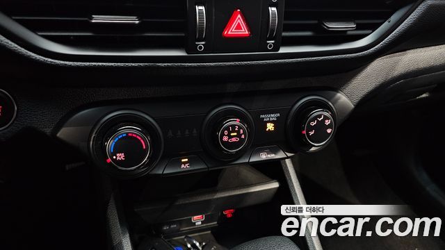 Kia K3 2023 — photo 18