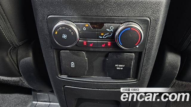Ford Explorer 2022 — photo 24