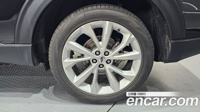 Ford Explorer 2022 — photo 7