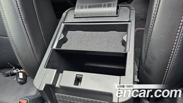 Ford Explorer 2022 — photo 30