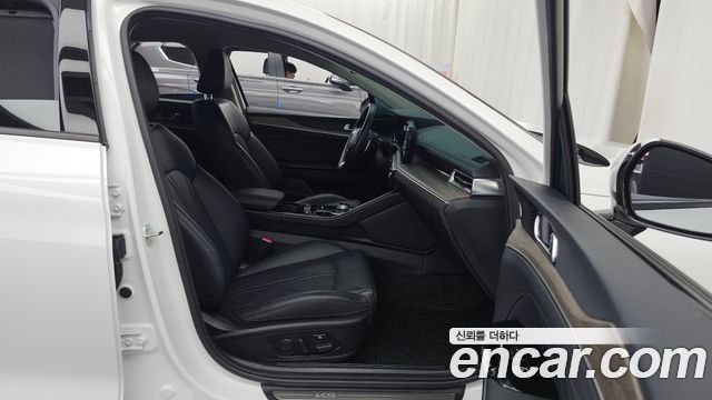 Kia K5 2023 — photo 17