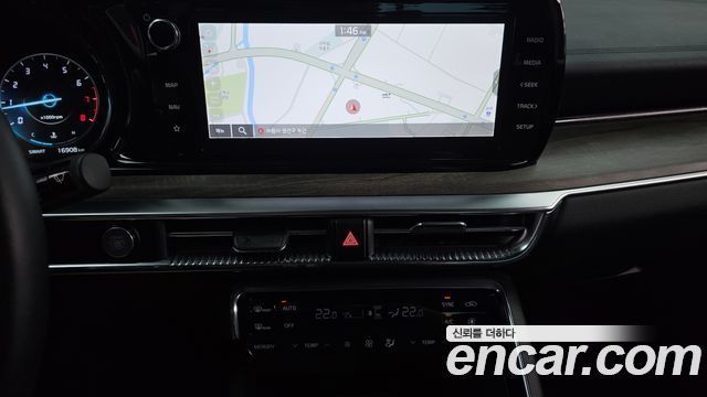 Kia K5 2023 — photo 20