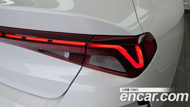 Kia K5 2023 — photo 9