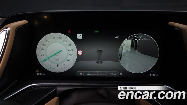 Genesis G90 2023 — photo 8