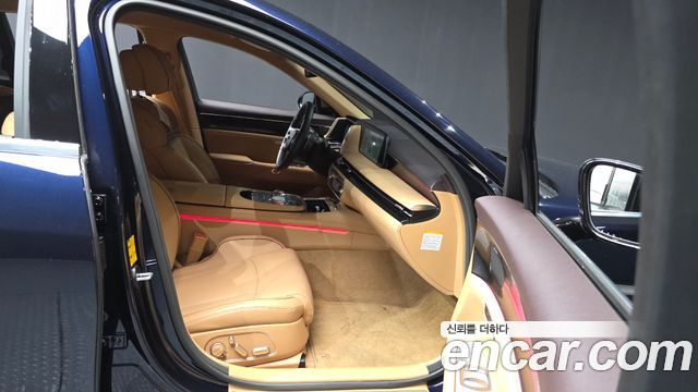 Genesis G90 2023 — photo 11