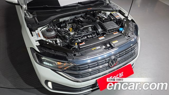 Volkswagen Jetta 2023 — photo 6