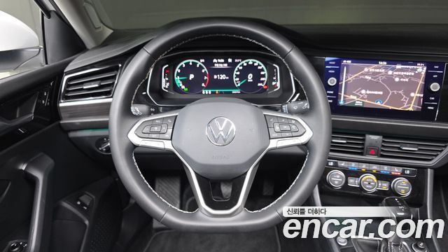 Volkswagen Jetta 2023 — photo 20