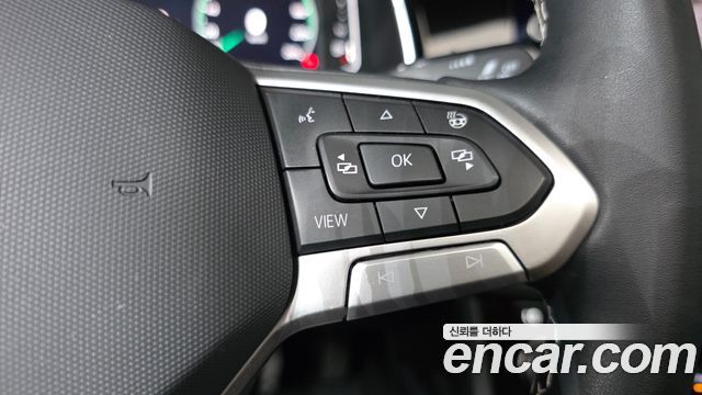 Volkswagen Jetta 2023 — photo 16