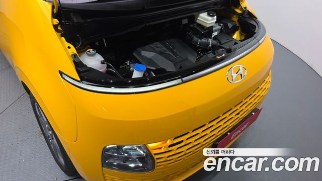 Hyundai Staria 2023 — photo 6